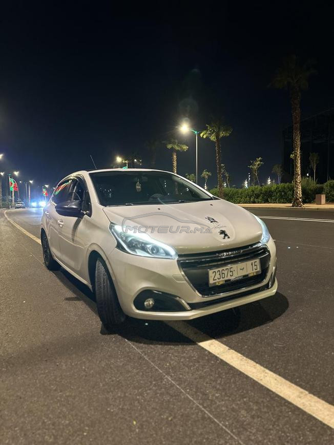 Peugeot 208 active