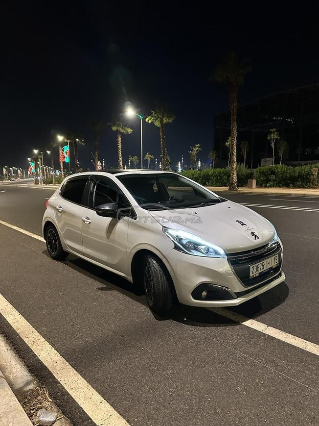 Peugeot 208 active