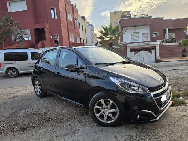 peugeot 208 2019/11