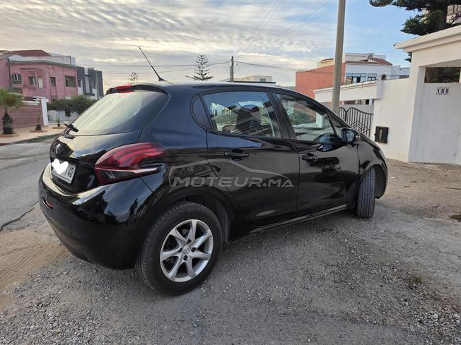 peugeot 208 2019/11