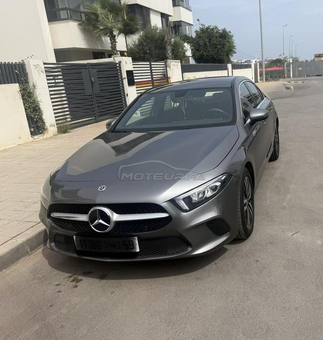 Mercedes classe a berline excellent état 