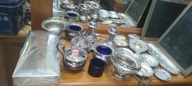 Superbe collection d'antiquités originales en argent. 40dh - 2