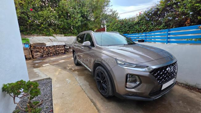 Hyundai Santa Fe 2019 4x4 7PL Full Options