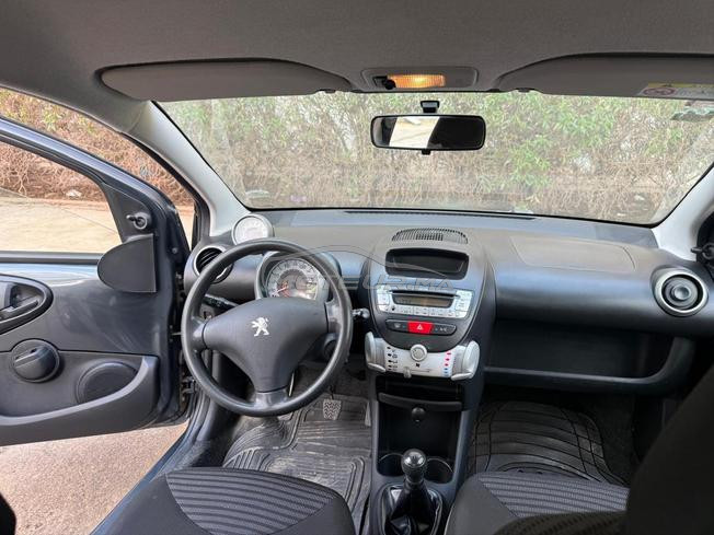 Peugeot 107 Essence Manuelle 2014 à Agadir