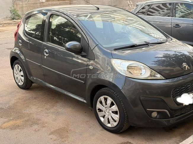 Peugeot 107 Essence Manuelle 2014 à Agadir