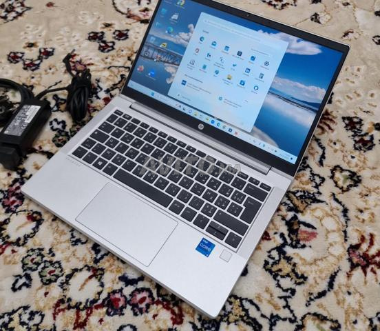 PC Portable HP i5 11ème Gén 16Go 256Go Graphique Iris Xe