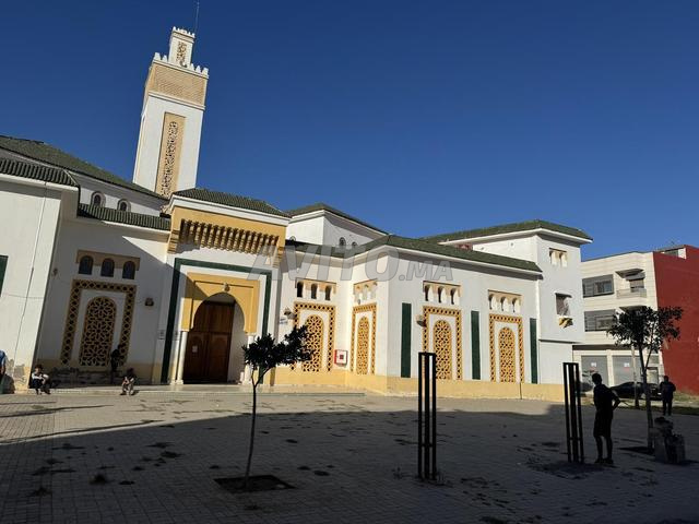 Très beau terrain commercial en face mosquée - 2