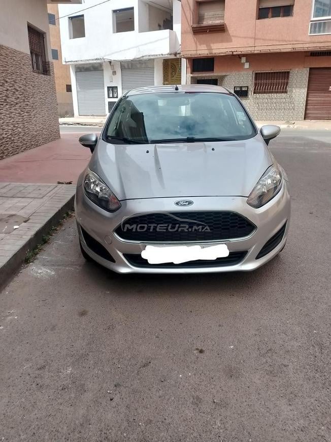particulier Fiesta 2016 diesel très propre 