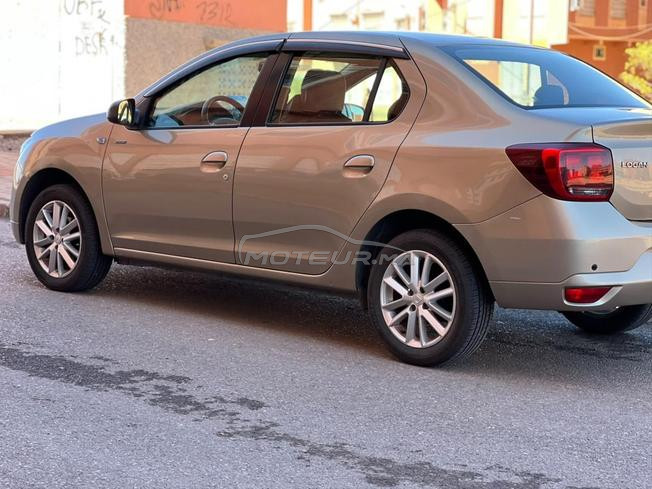 je mets cette voiture en vente 