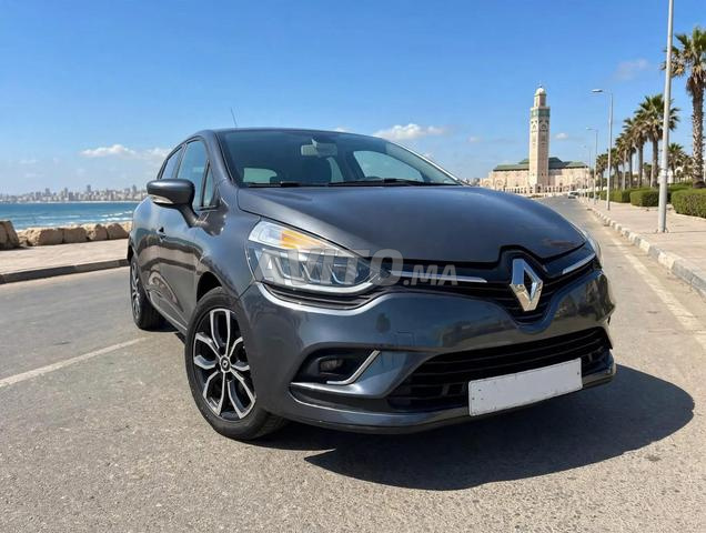 Renault Clio Diesel Automatique 2019 à Casablanca - 2