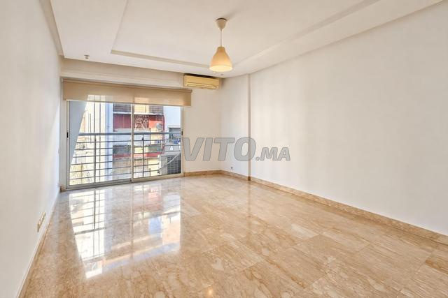 Location studio vide près du Bd Anfa