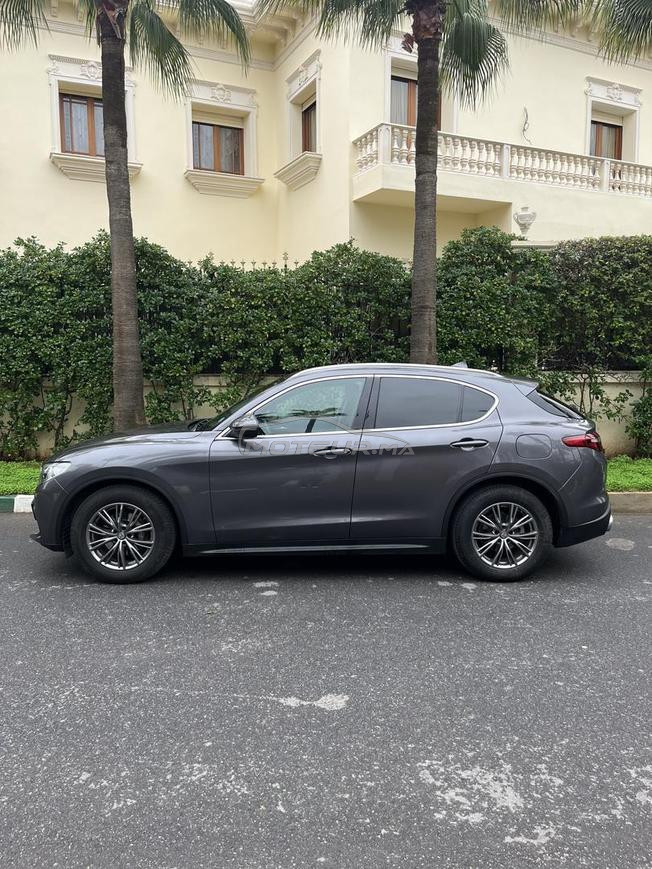 Stelvio 2018 Excellent etat 