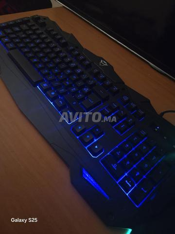 Pack Gaming complet (Clavier, Casque, Manette, Souris/Tapis) - 2