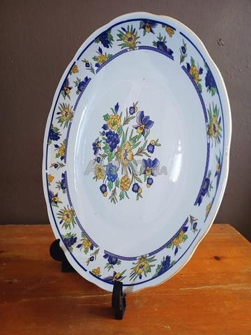 Grand plat de service décoratif en porcelaine - 2