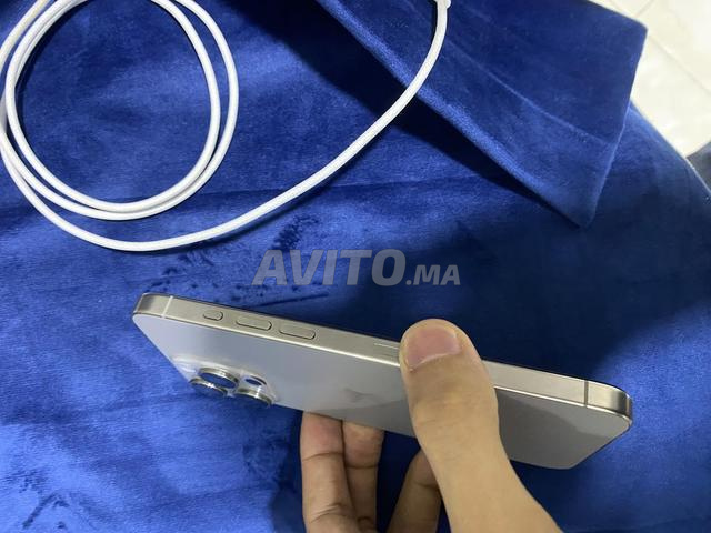 iPhone 15 Pro Max 256G Officiel - 2