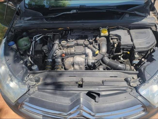 🚗 للبيع Citroën C4 موديل 2014 
