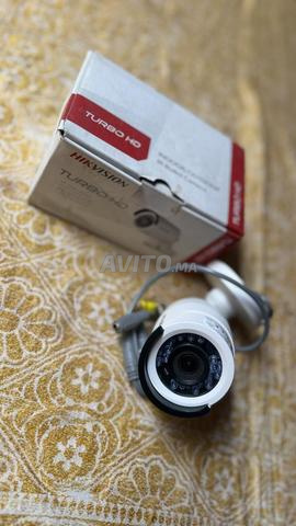 Caméra de surveillance Hikvision Turbo HD neuve - 2