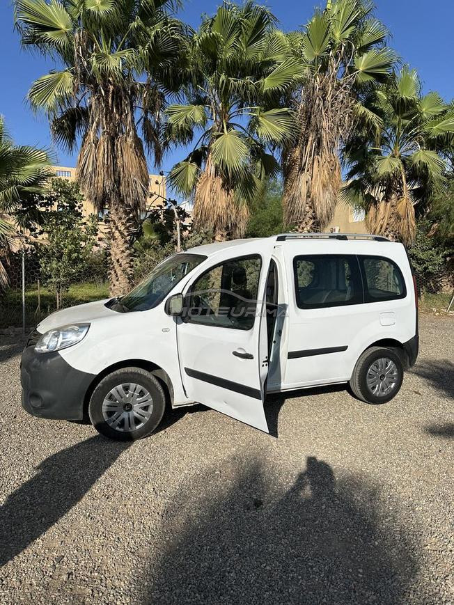Renault Kangoo Diesel Manuelle 2019 à Ouled Berhil