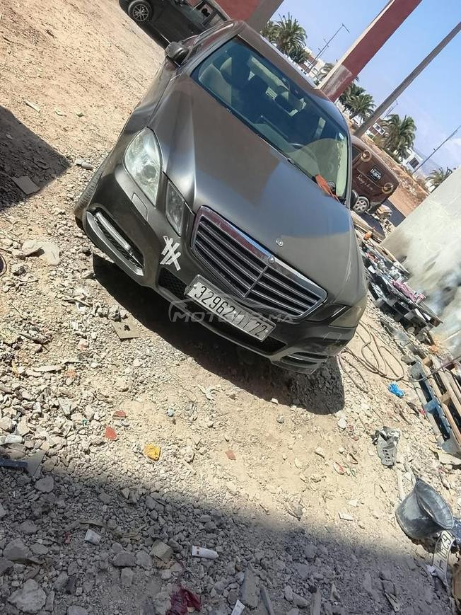 Mercedes E250