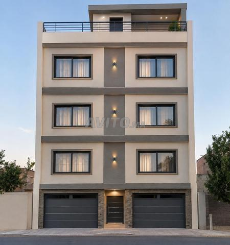 Maison R-3 avec 2 garages Projet immobilier