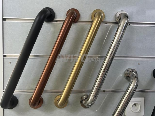Barre d'appui inox disponible en quatre couleurs - 2
