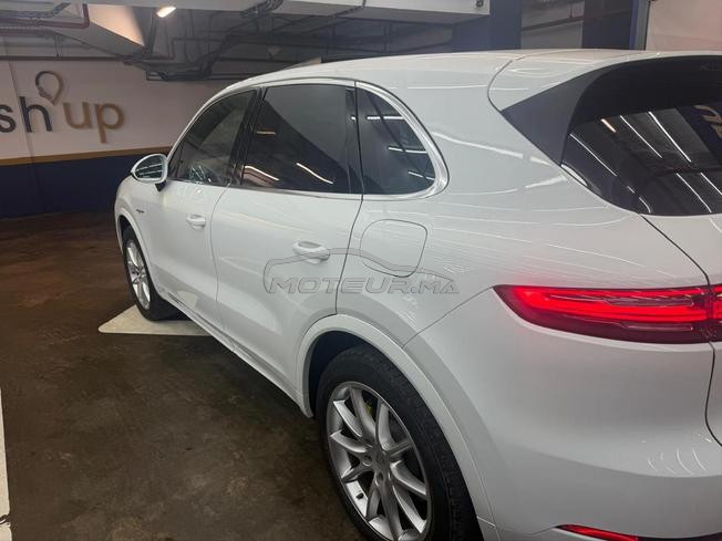Porsche Cayenne 2021