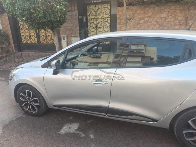 Clio للبيع في حالة جد ممتازة