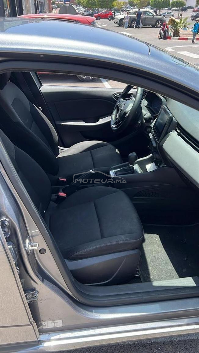 clio5 gris 2023 automatique 