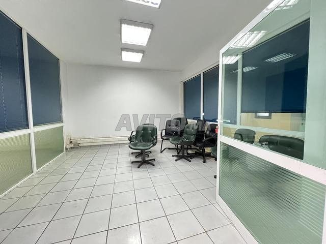 À louer bureau - emplacement stratégique - 304m2 - 2