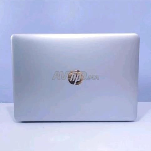 لابتوب hp i5 الجيل السابع رام 8 قرص 256 SSD بطارية 5 ساعات