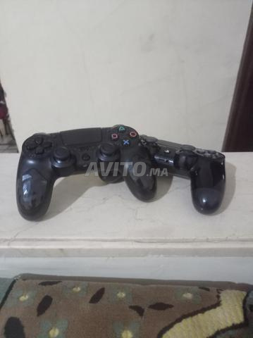Playstation 4 1000dhs - 2
