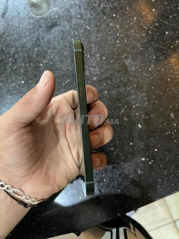 iPhone 13 - 2