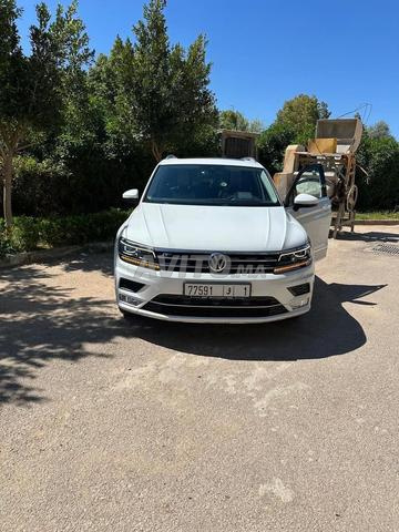 Volkswagen Tiguan R line Essence Automatique 2017 - 2