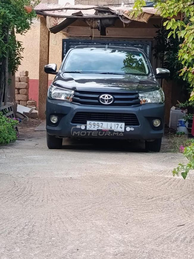 toyota hilux 2017