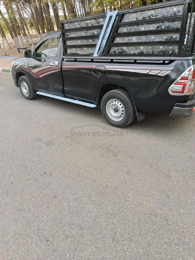 toyota hilux 2017