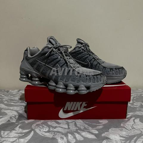 Chaussures Nike Shox originales neuves taille 45 - 2