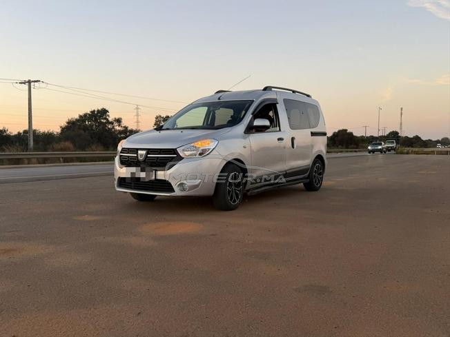 Dacia Dokker Diesel Manuelle 2017 à Kénitra