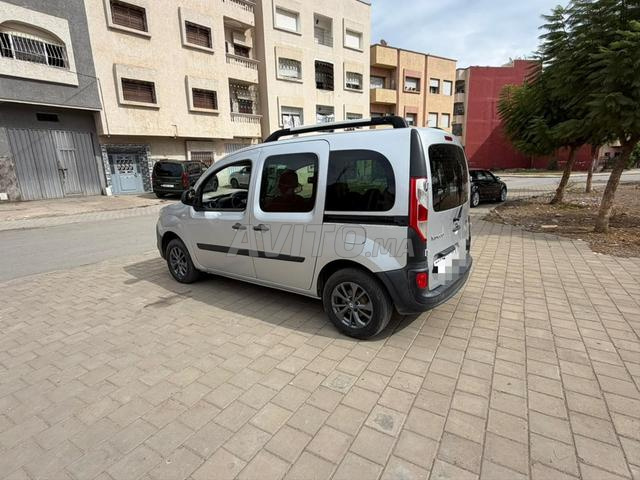Renault Kangoo Diesel Manuelle 2020 à Kénitra - 2