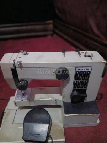 Machine à coudre - 2