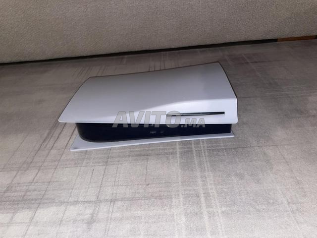 PS5 STANDARD AVEC LECTEUR (prix négociable) - 2
