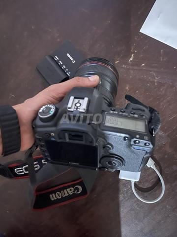 Canon EOS 5D Mark II avec Accessoires - 2