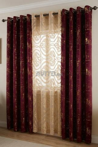 Ensemble de 3 rideaux 200 Dh - 2