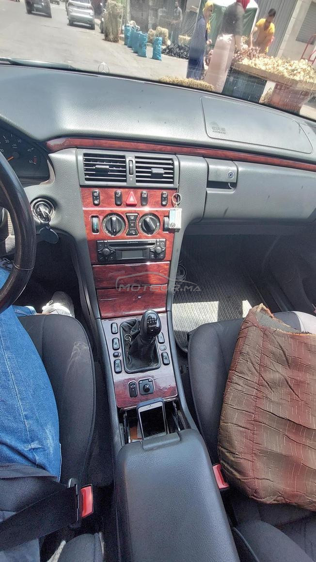 Mercedes-Benz E220 CDI Diesel Manuelle 2001