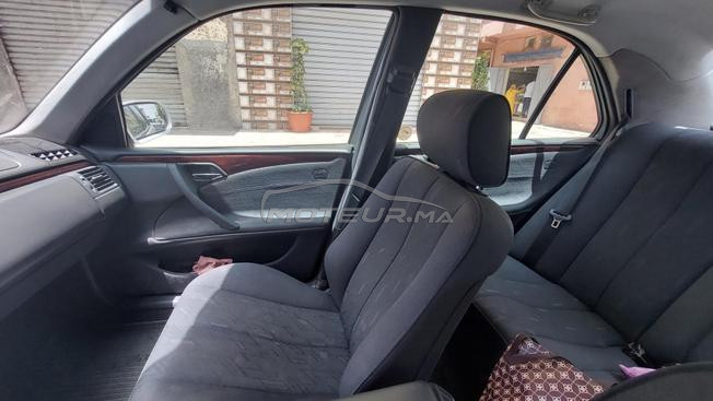 Mercedes-Benz E220 CDI Diesel Manuelle 2001