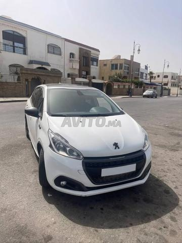 بيجو 208 ديزل يدوية 2019 في الرباط - 2