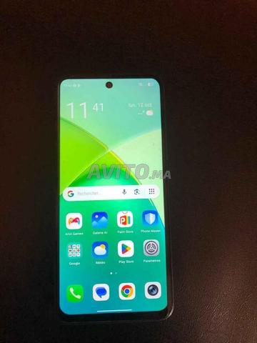 Infinix [Hot 60i / modèle] – 128 Go / 4 Go RAM