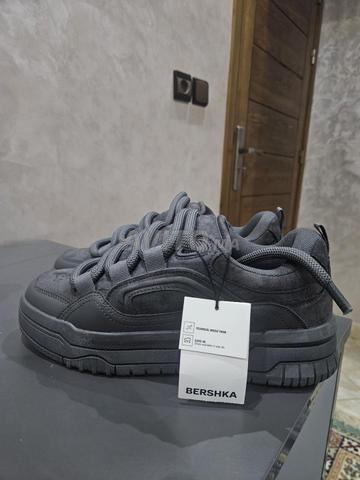 Chaussures Bershka taille 40 - 2