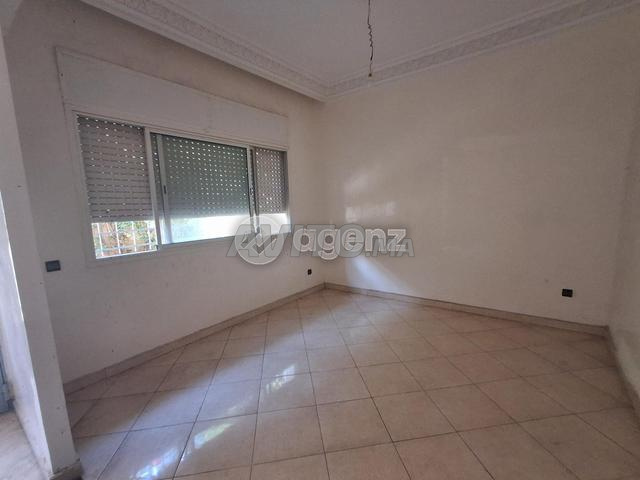 CMN-HA-2213 - Villa à vendre à Farah Essalam