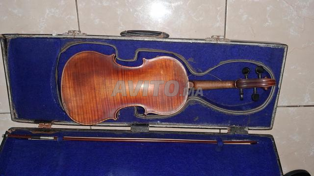 Vieille guitare - 2