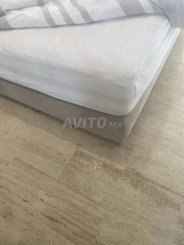 Lit double 160x200 avec matelas - 2